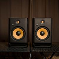 KRK Rokit RP8 G4 (Coppia + stativi) – CasseMonitor