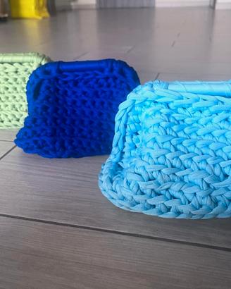 Tre Clutch bags colorate 