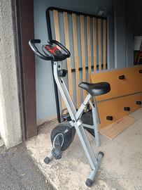 In forma con la ciclette (Cyclette)