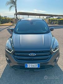 Ford Kuga St-line