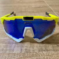 Occhiali sportivi da ciclismo