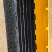 Cable cross - canalina per cavi a 5 sezioni