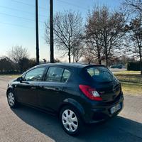 Opel Corsa 1.2 Benzina/GPL