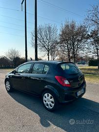 Opel Corsa 1.2 Benzina/GPL