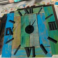 orologi fatti a mano con pallets