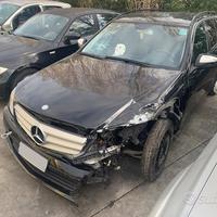 Ricambi MERCEDES classe C ( W204 ) SW - 646811