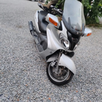 Suzuki burgman 650