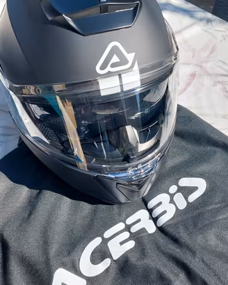 Casco modulare