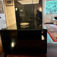 Mobile bar vintage con impianto stereo integrato