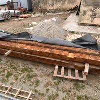 Travi e assi di legno