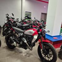 DUCATI SCRAMBLER 800 ICON RED KM 950 ANNO 2023
