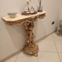 Consolle d'ingresso dorata con angelo 