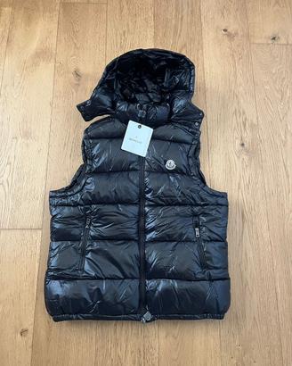 smanicato moncler