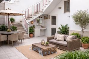 Esclusivo terracielo indipendente con terrazzo