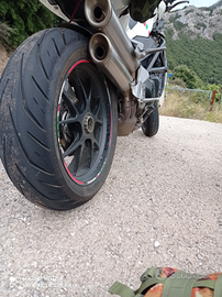 Mv agusta brutale 910 r hydrogen