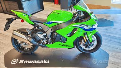 Kawasaki Ninja ZX - 10 R