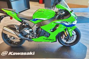 Kawasaki Ninja ZX - 10 R