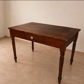 Tavolo antico