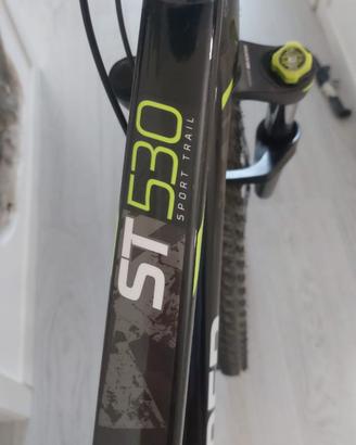 MTB RockRider ST530
