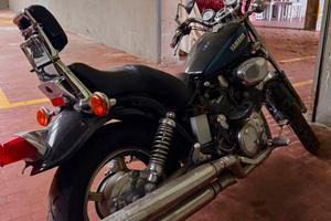 YAMAHA XV1100 Virago