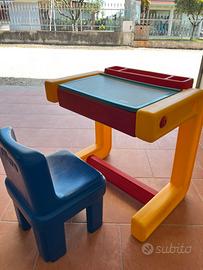 Set bimbo Chicco (tavolino+sedia)