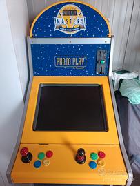 cabinato arcade