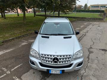 Mercedes-Benz ML 320 W164 4MATIC CDI Sport