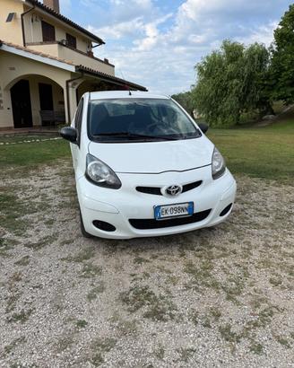 Toyota Aygo 1.0 12V VVT-i 5 porte Lounge Connect