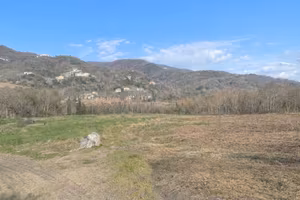 Terreno di mq 9000