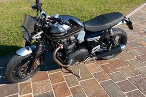 Triumph Speed Twin 1200