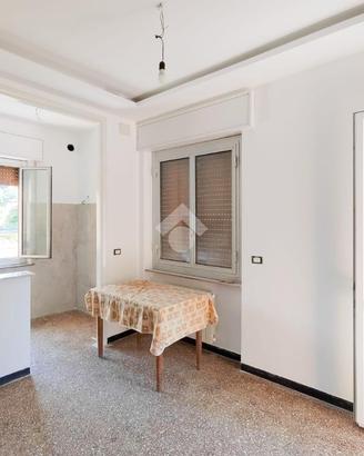 3 LOCALI A GENOVA