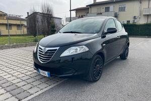 Lancia Ypsilon 1.2 69 CV 5 porte GPL Ecochic Gold