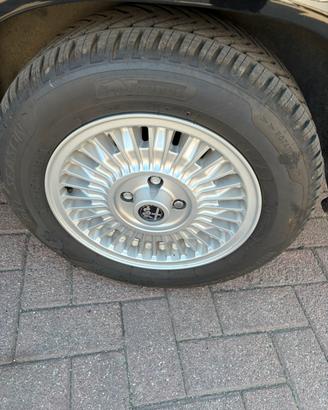 Cerchi alfa raggio 14 complete di gomme