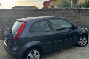 Ford Fiesta diesel  1.4 TDCI ,50 KW