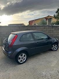 Ford Fiesta diesel  1.4 TDCI ,50 KW