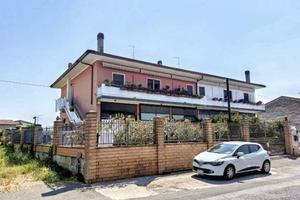 Immobile in asta di 162 m² con 4 locali a Zevio