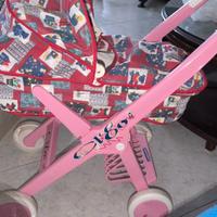 passeggino giocattolo