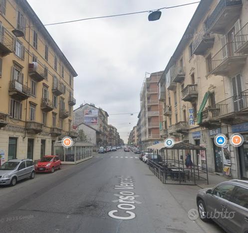 MONOLOCALE IN CORSO VERCELLI : 300 euro