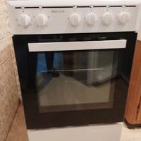 cucina a gas , frigo e mobiletto due ante 