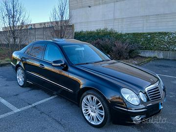 Mercedes-Benz Classe E 320CDI EVO Anno 2009