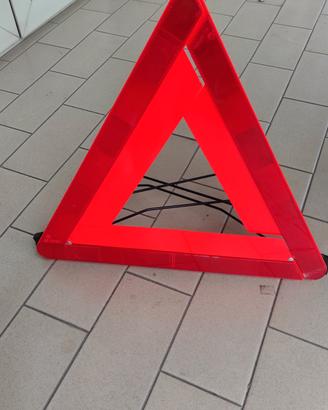 triangolo Auto