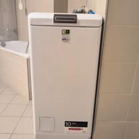 Lavatrice carica dall' alto AEG 7000