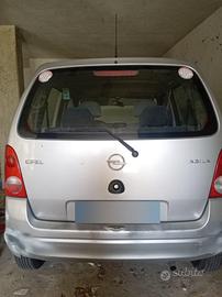 Opel Agila 1.0 12 valvole 