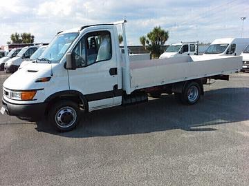 Iveco Daily 35.10 2.3 HPI Cassone Fisso 4,50 X 2,2
