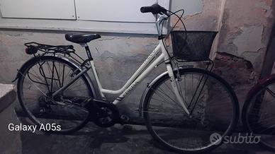 bicicletta donna ruota 26 con cestino FRERA 