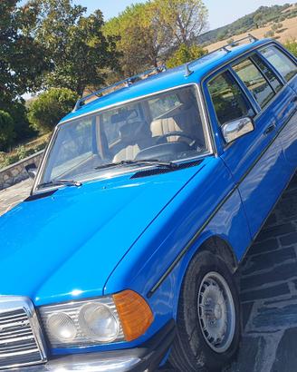 Mercedes w123 240  T D
