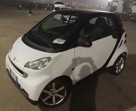 SMART Fortwo 1000 52 kW MHD coupé passion