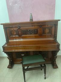 Pianoforte verticale antico