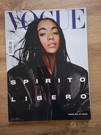 Rivista vogue Italia febbraio 2022 n857