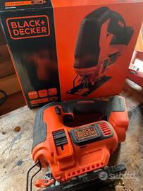 Pack Seghetto Black+Decker + lame + batteria